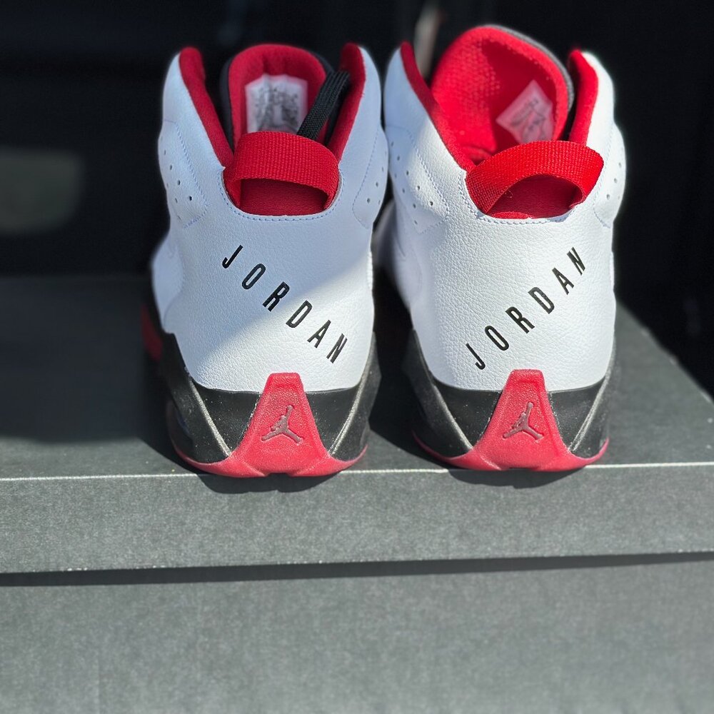 NIKE Jordan Lift Off